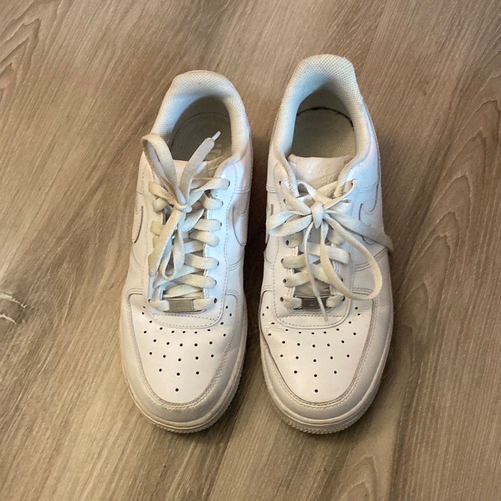 Nike Air forces size 8.5